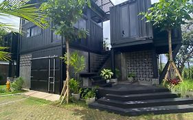 Polpo Nero Villa